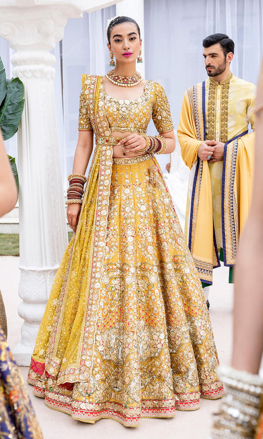 Mehndi Outfit | Nomi Ansari