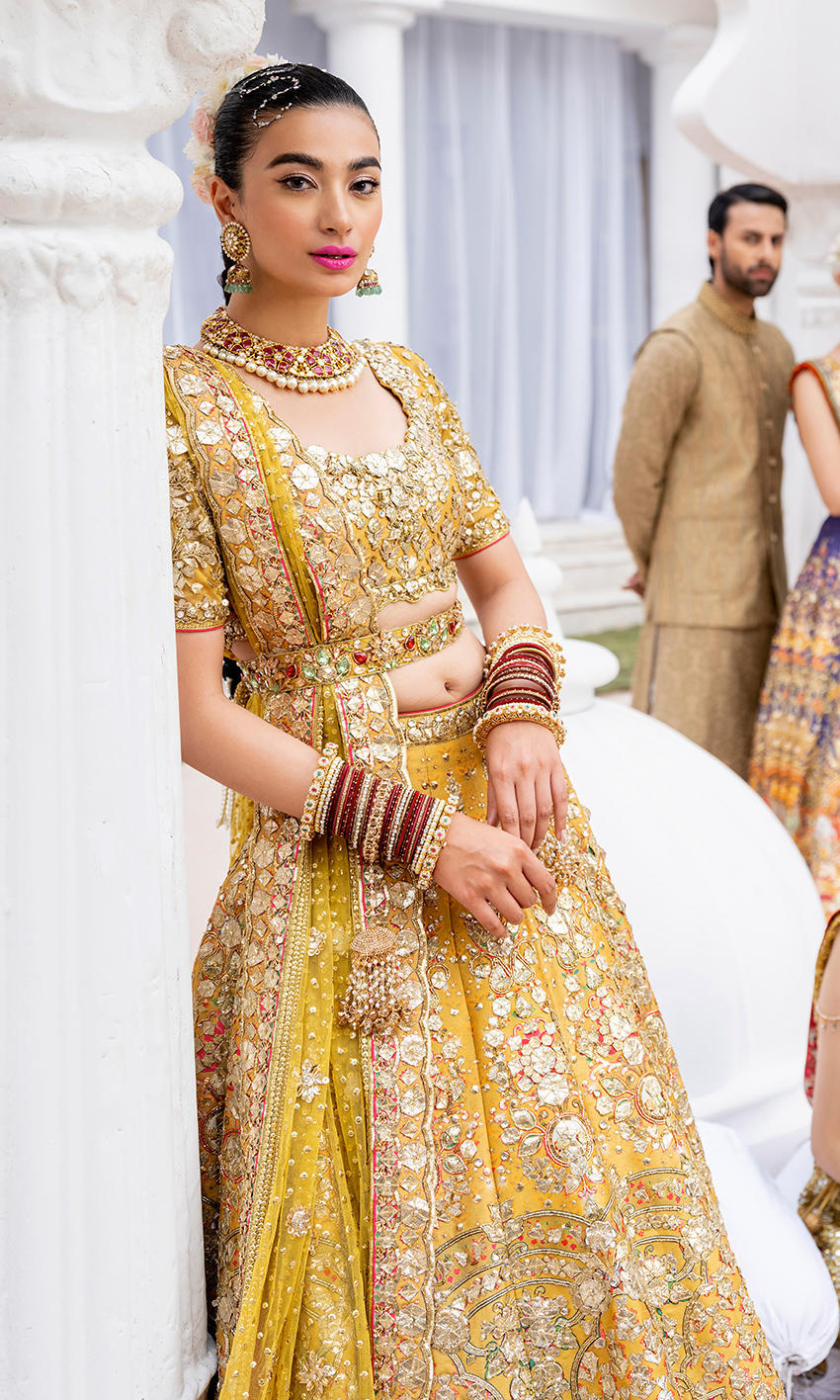 Mehndi Outfit | Nomi Ansari