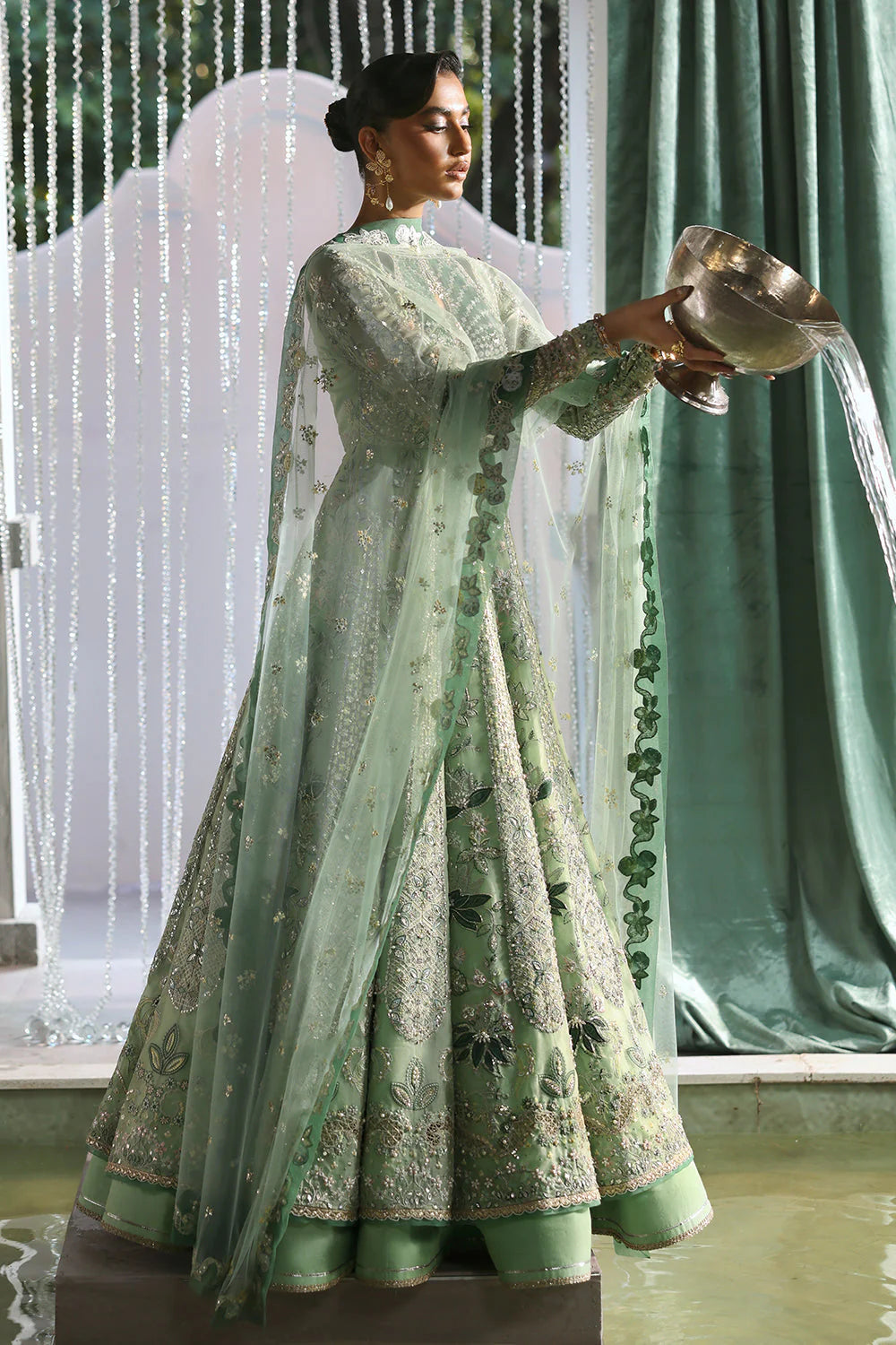 26426FE7-4B05-4DFE-AD89-5DB7B354273C - LAAM PREMIUM pakistan designer dress