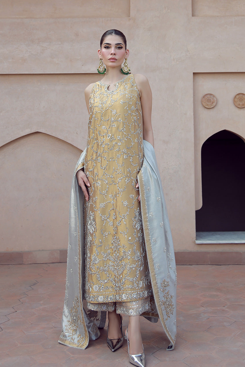 Shamsha Hashwani Aakifah luxury formal ensemble featuring rich fabrics and delicate embroidery with intricate hand embellishments and subtle textures on a flawless silhouette, paired with a coordinating dupatta, perfect for festive celebrations, wedding occasions, and formal events.
