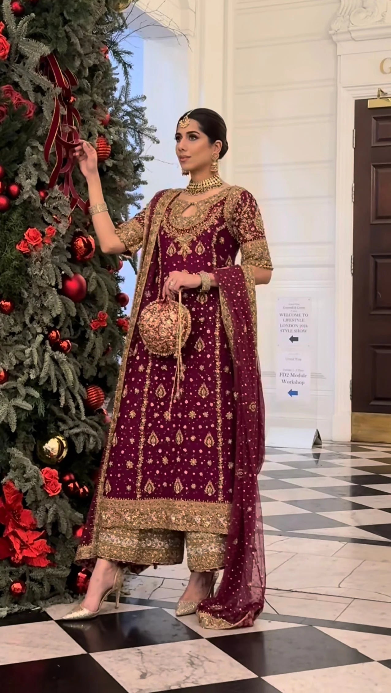 B9B2B990-36B2-42AD-BE9C-E540E94E5F20 - LAAM PREMIUM pakistan designer dress