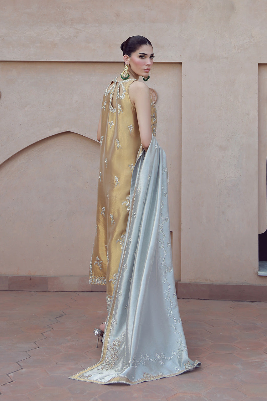 Shamsha Hashwani Aakifah luxury formal ensemble featuring rich fabrics and delicate embroidery with intricate hand embellishments and subtle textures on a flawless silhouette, paired with a coordinating dupatta, perfect for festive celebrations, wedding occasions, and formal events.