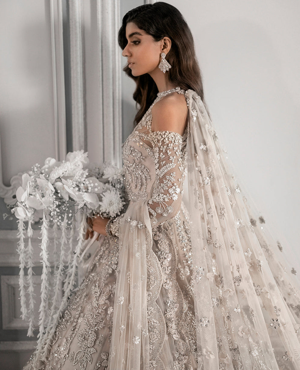 Republic_Womenswear_E-52_modern_bridal_dress - LAAM PREMIUM pakistan designer dress